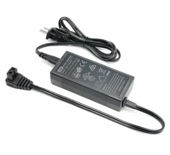 Demmon 220V → 12V Oto Buzdolabı Dönüştürücü Adaptör